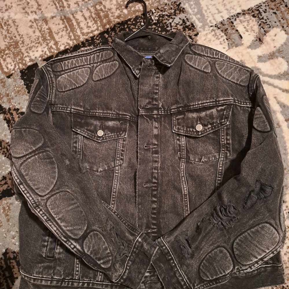 Yeezy Gap Padded Denim Jacket Balenciaga Grey Wash China.